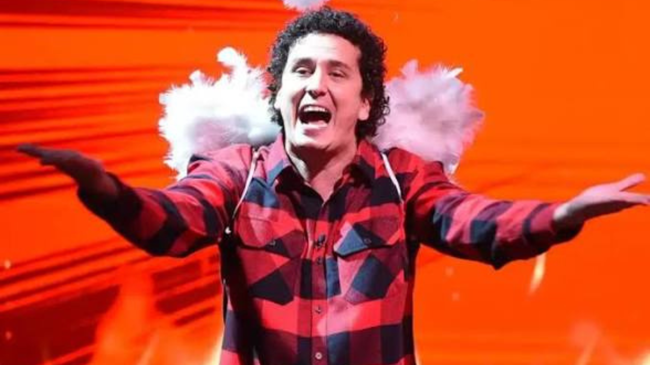 Rafael Portugal em apresentação de stand up comedy nos Estados Unidos